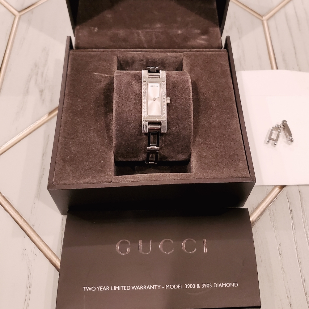 Gucci Long Rectangular Bracelet Watch - image 1
